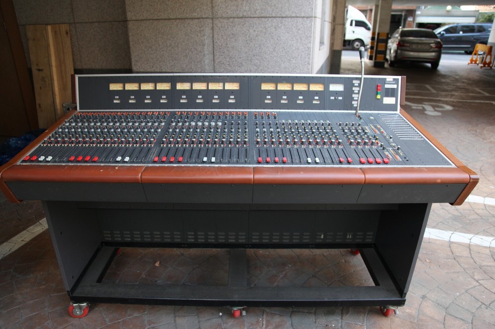 Studer 963 Mixer