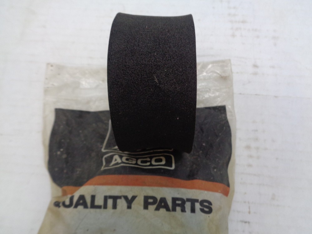 AGCO GROMMET - 70273884 BX6