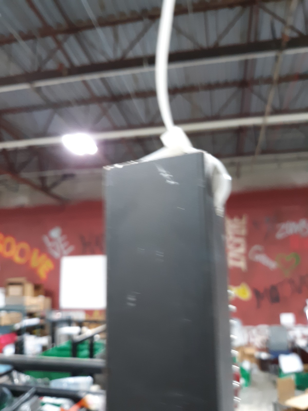 Global Truss DT-3900L Lifter - Used Good Condition