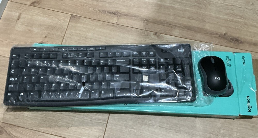 Logitech MK270 Wireless Keyboard and Mouse Combo Kit - New - Open Box