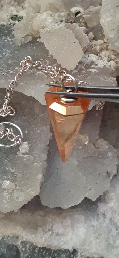 Tangerine Aura Pendulum