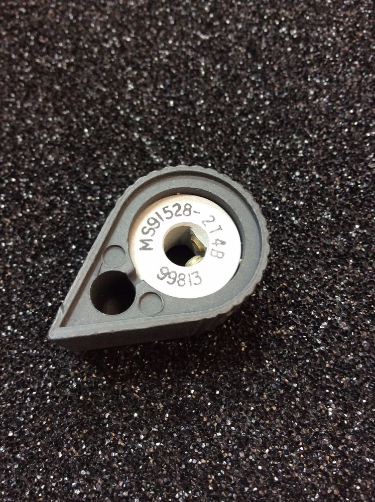 2 Pieces: KNOB MS91528-2T4B