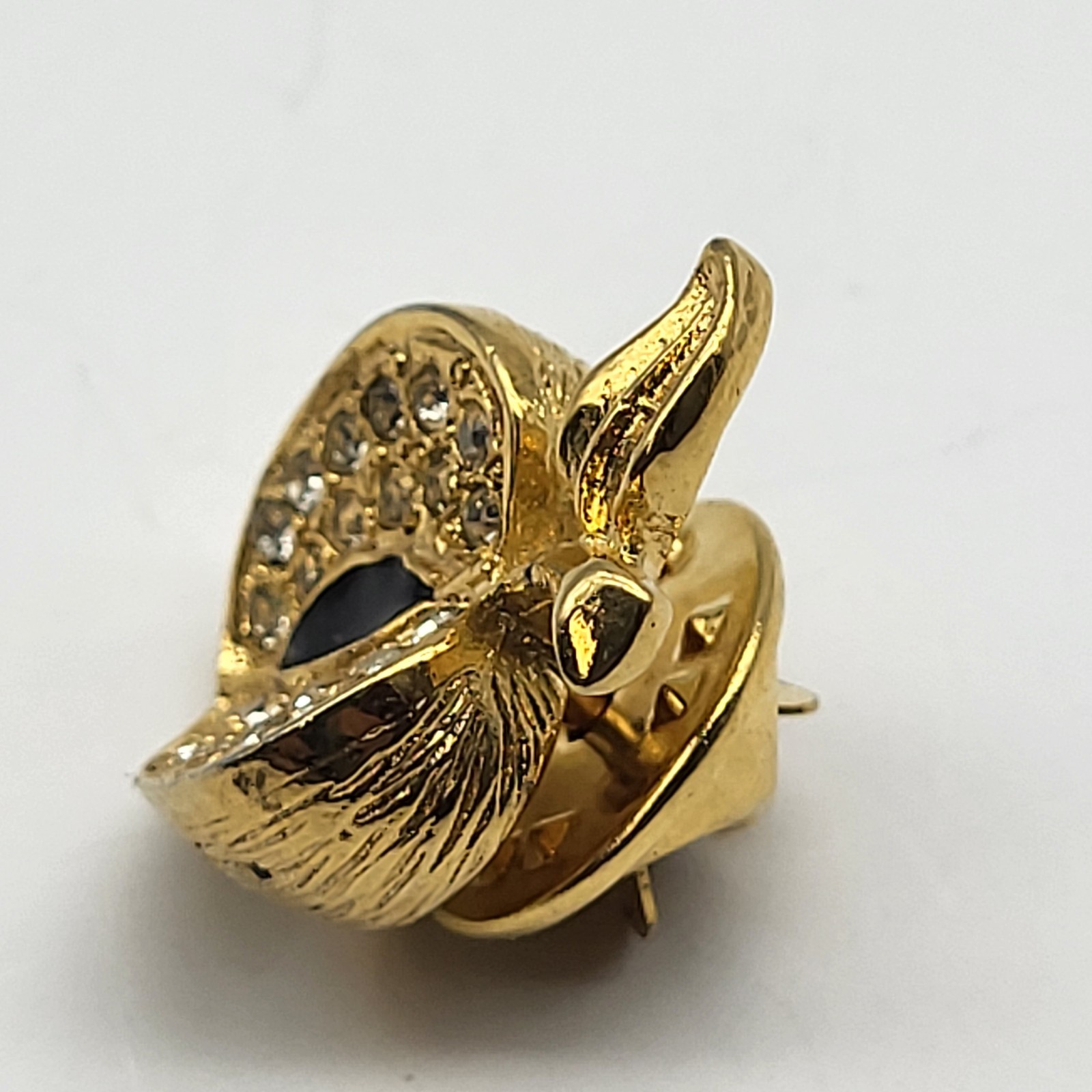 Fab vintage Apple Tie tack lapel pin enamel rhinestone teacher fruit