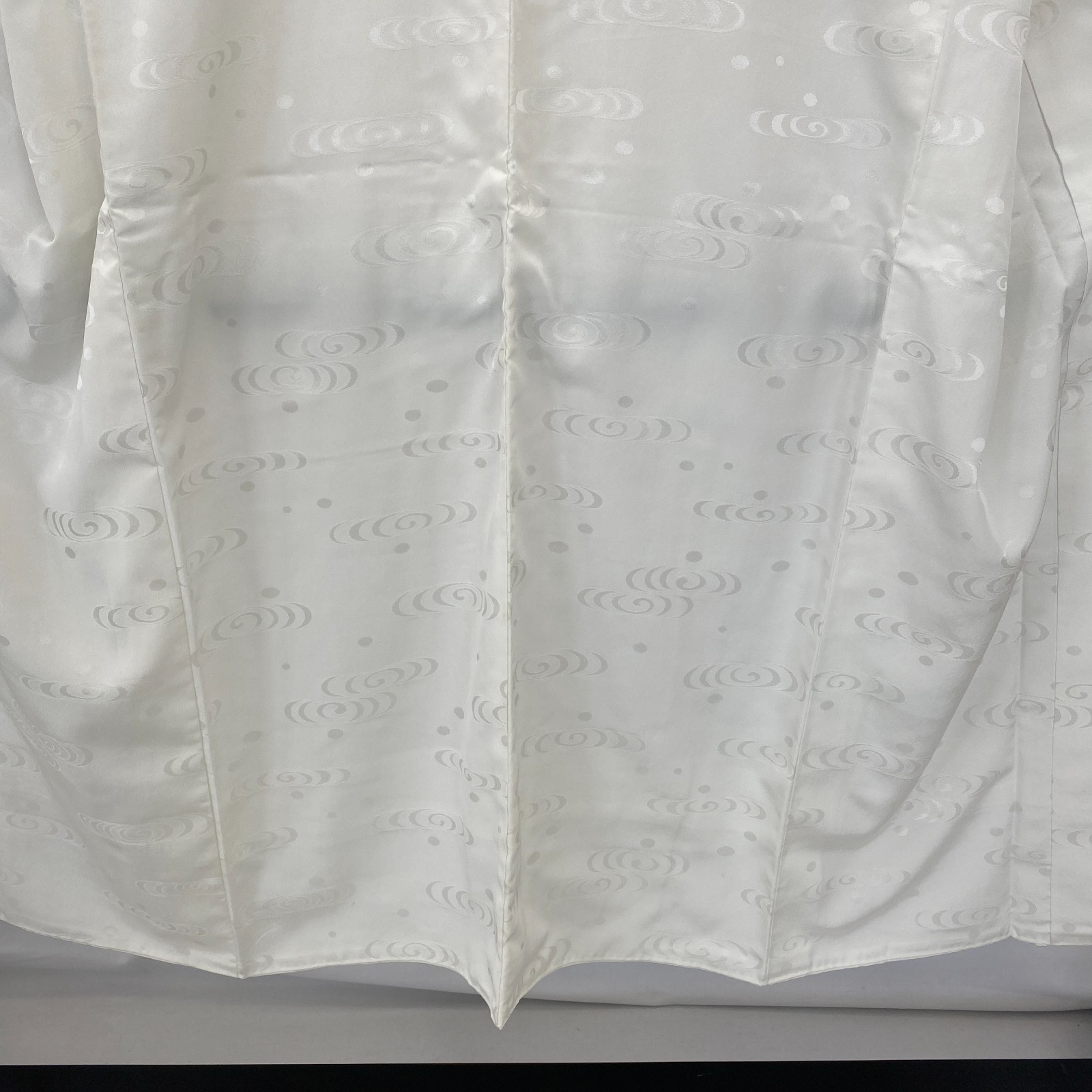 Japanese Vintage Kimono Juban Polyester White Traditional Authentic Length 53 in