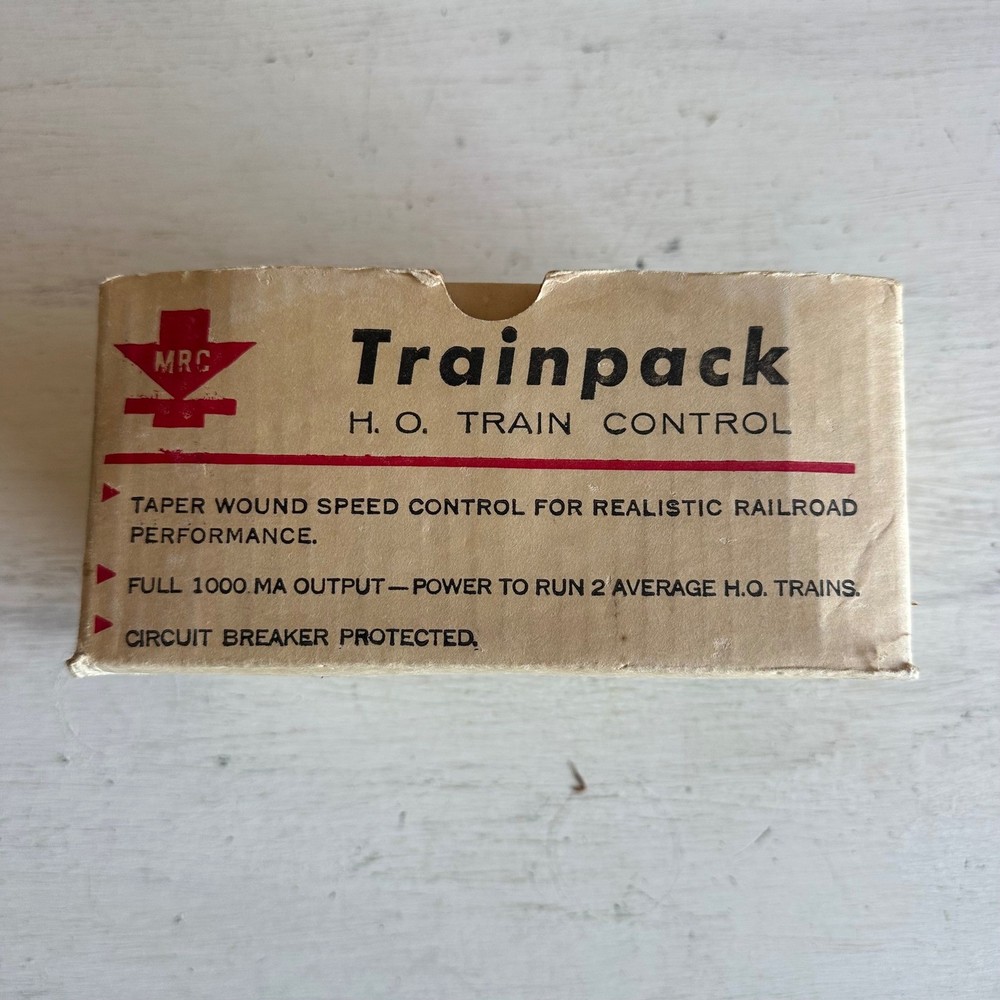 Vintage MRC Trainpack Model 100 HO Scale Train Transformer Power Pack with Box
