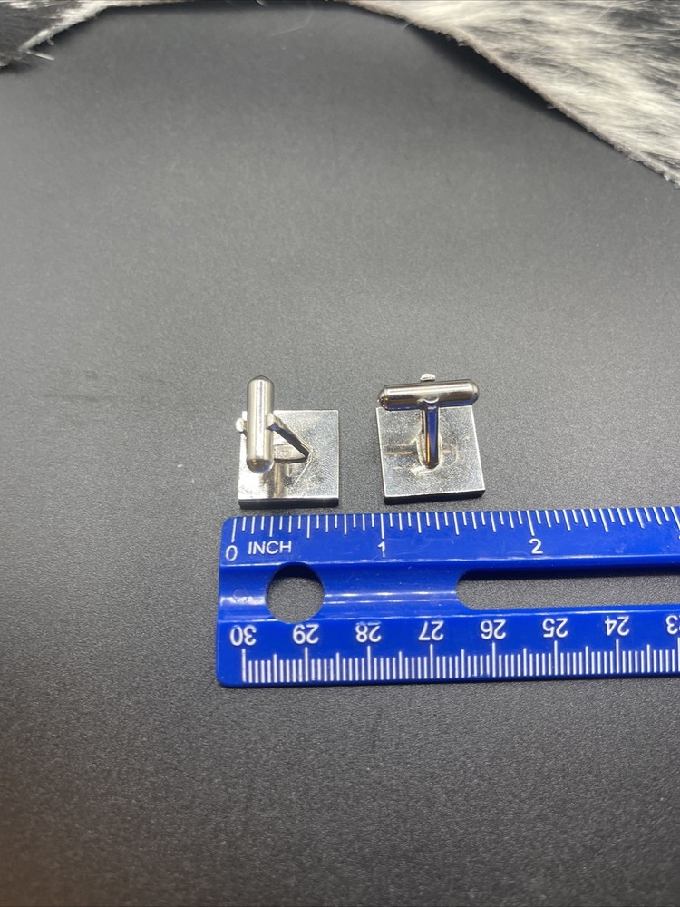 Stunning Silvertone Vintage Cuff Links #Q41