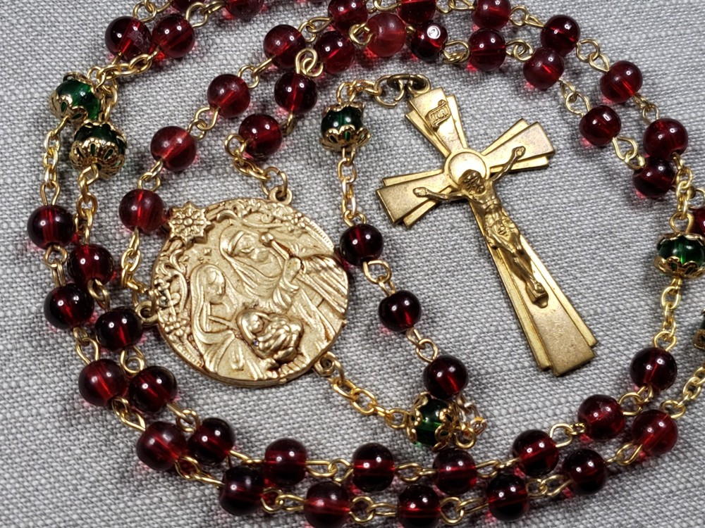 Beautiful Rosary Christmas Nativity Red & Green Christian Religious Gift C50