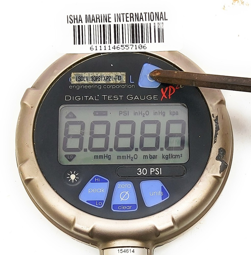Crystal Engineering ISOLV 30PSIXP21-FD Digital Test Gauge 7106