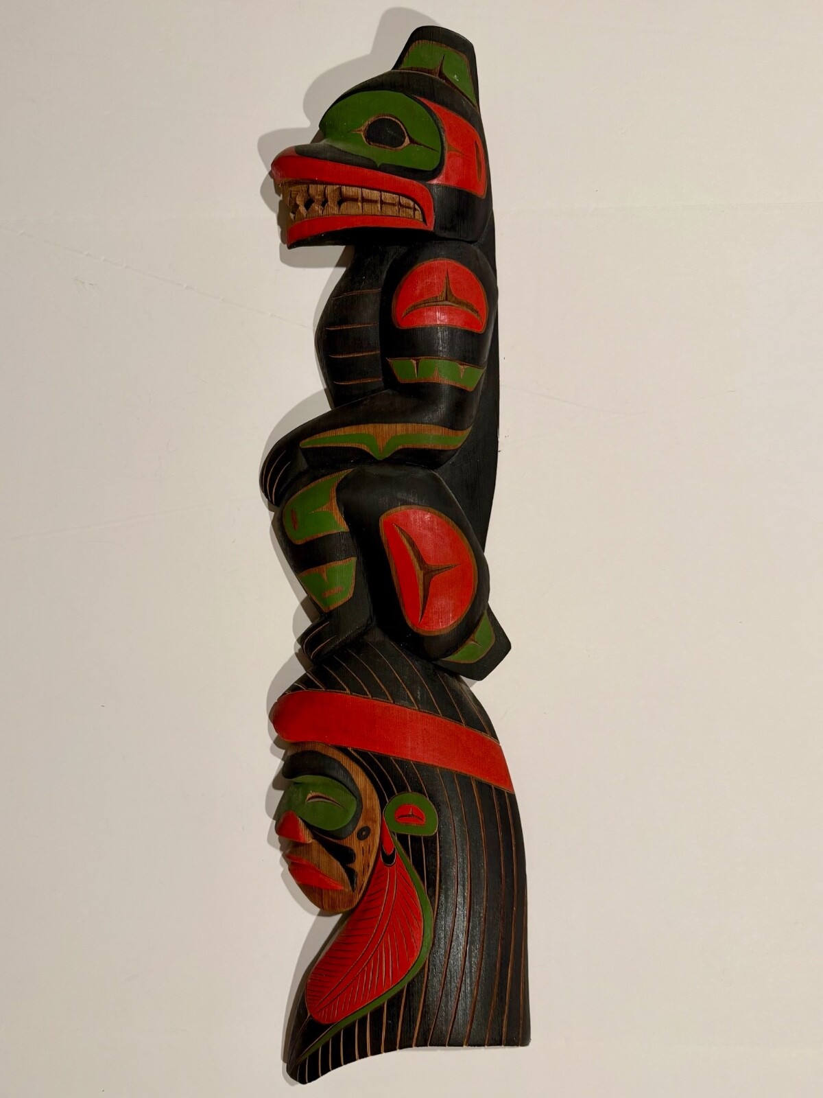 EXTRAORDINARY & LARGE VAN JOSEPH CARVED & PAINTED CEDAR PLAQUE, TAGS, EXCELLENT!