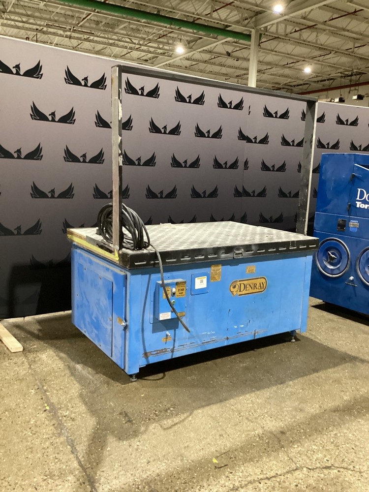 DENRAY MACHINE 7200B DOWNDRAFT TABLE USED