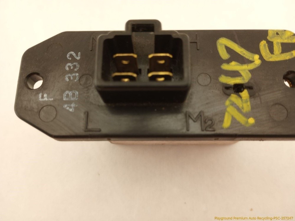 Mitsubishi Eclipse Spyder HVAC Air Conditioning Blower Motor Resistor 2000-2003