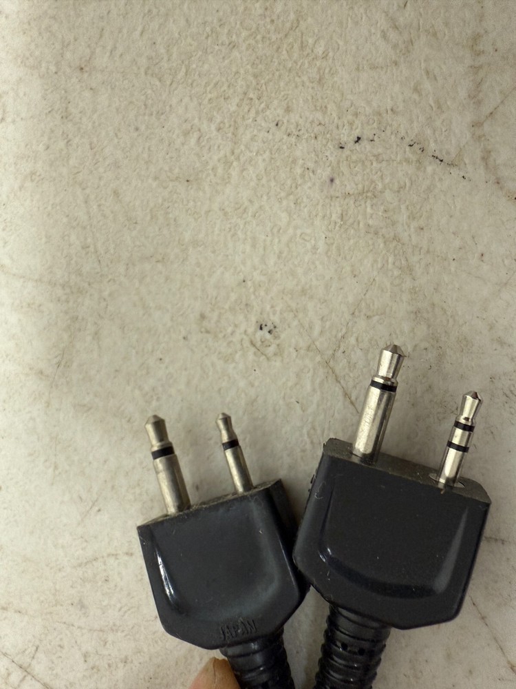 Icom HS-10SB Switch Box Controller Clip Push W/ Icom Microphone