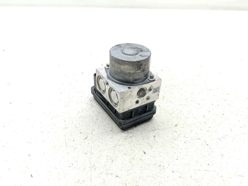 18 KTM RC390 ABS System Modulator