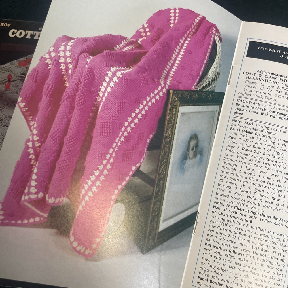 Vintage Lo Ran folding stand for holding patterns + 2 Crochet Pattern Booklets