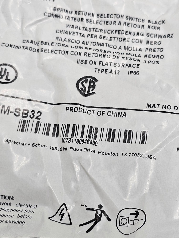 Sprecher & Schuh D7M-SB32 Spring Return Selector Switch Black Replacement