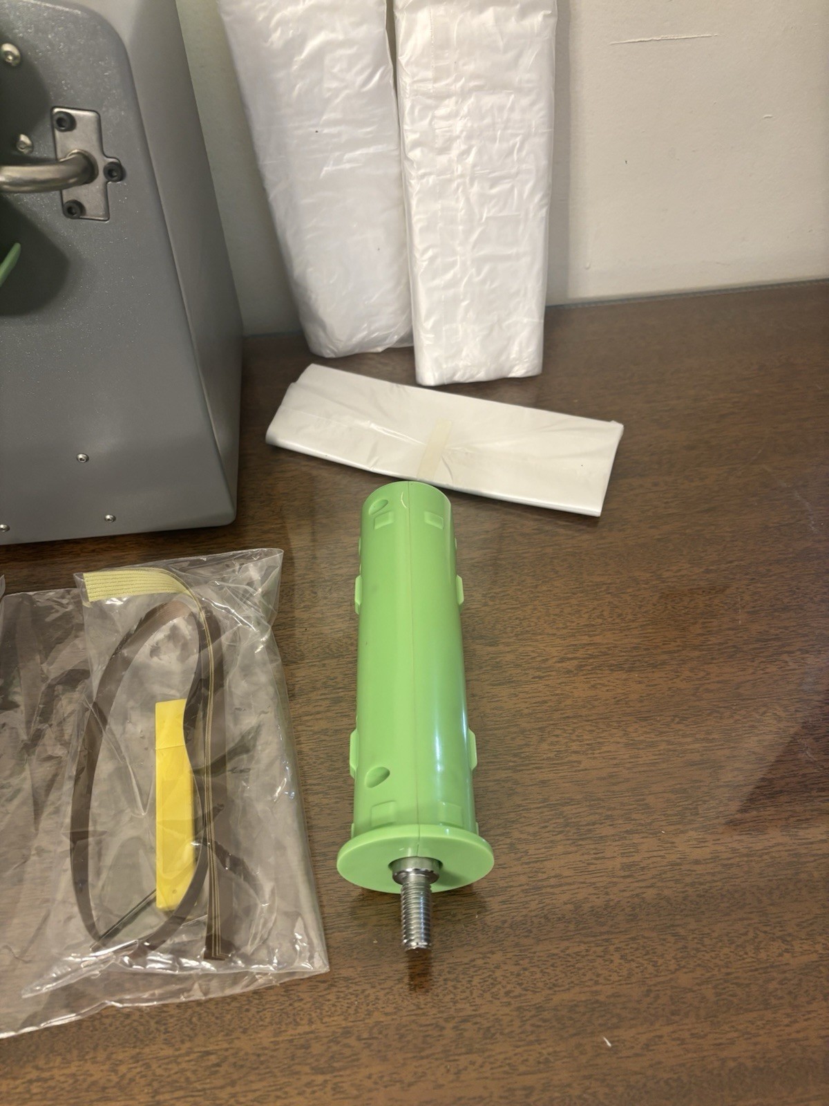 Air Cushion Machine Portable 12 M/Min Speed Air Pillow Machine - **READ**