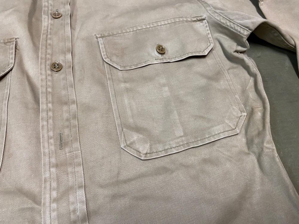 ORIGINAL WWII US ARMY OFFICER "KHAKI" FIELD SHIRT- MEDIUM 40R