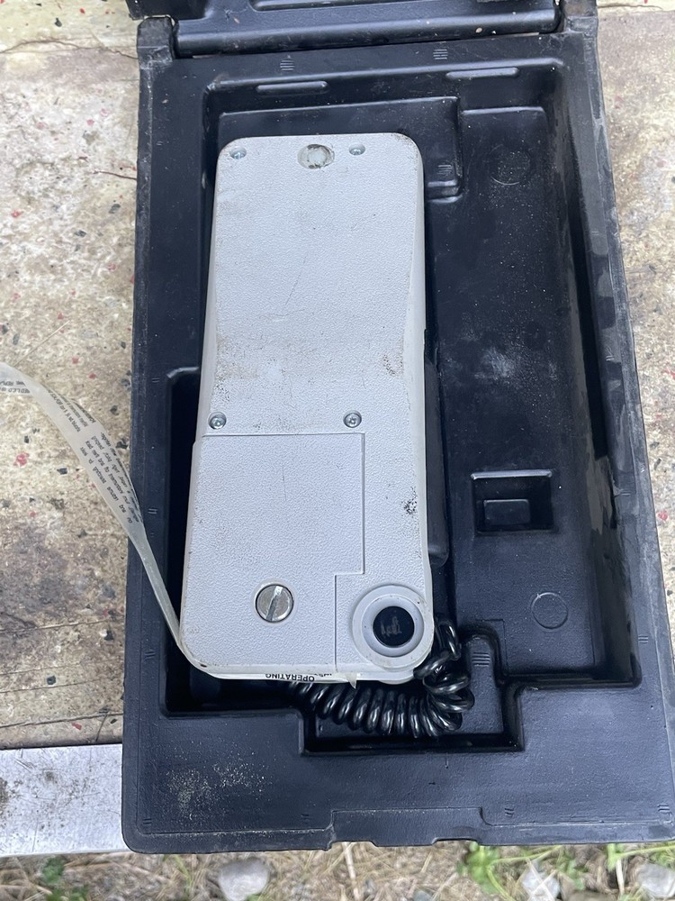 TIF 5500 Pump Style Automatic Halogen Leak Detector & Case