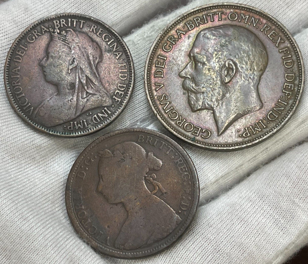 Early Assorted Great britain 3 Coins lot