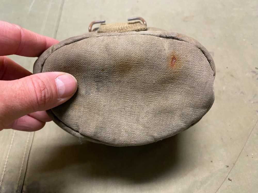 ORIGINAL WWII US ARMY M1942 CANTEEN CARRIER COVER