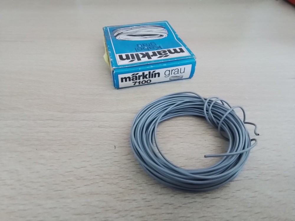 MARKLIN HO. REF 7100. GREY CABLE 10M. IN BOX NEW