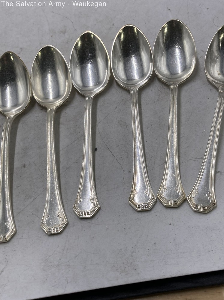 Vintage Kitchen Home Silverware Collectible Engraved Handle Spoons Mixed Lot