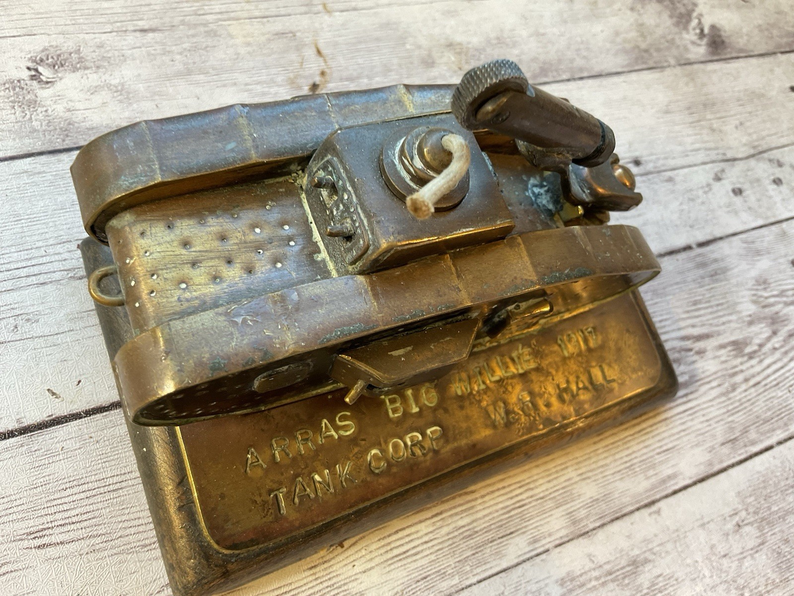 ORIGINAL AMAZING WWI TRENCH ART MK1 TANK LIGHTER 1917 BATTLE MARKED / NAMED