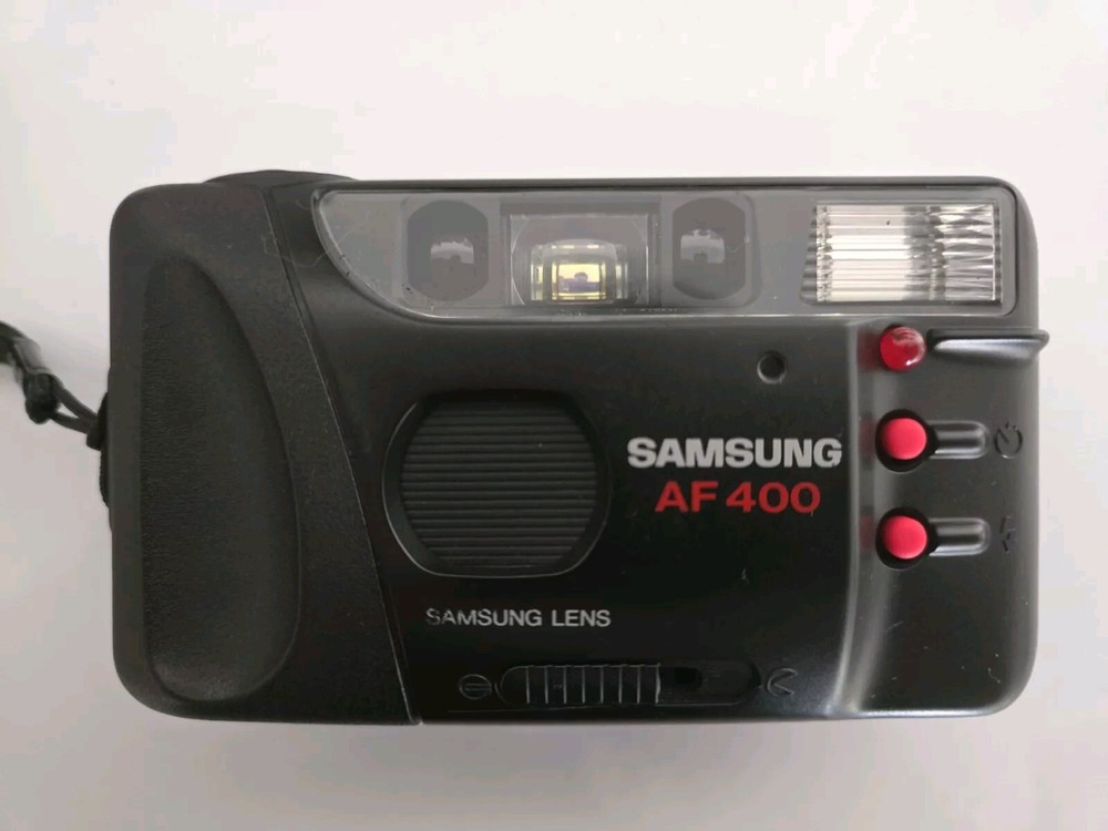 Samsung AF 400 Camera With Leather Case