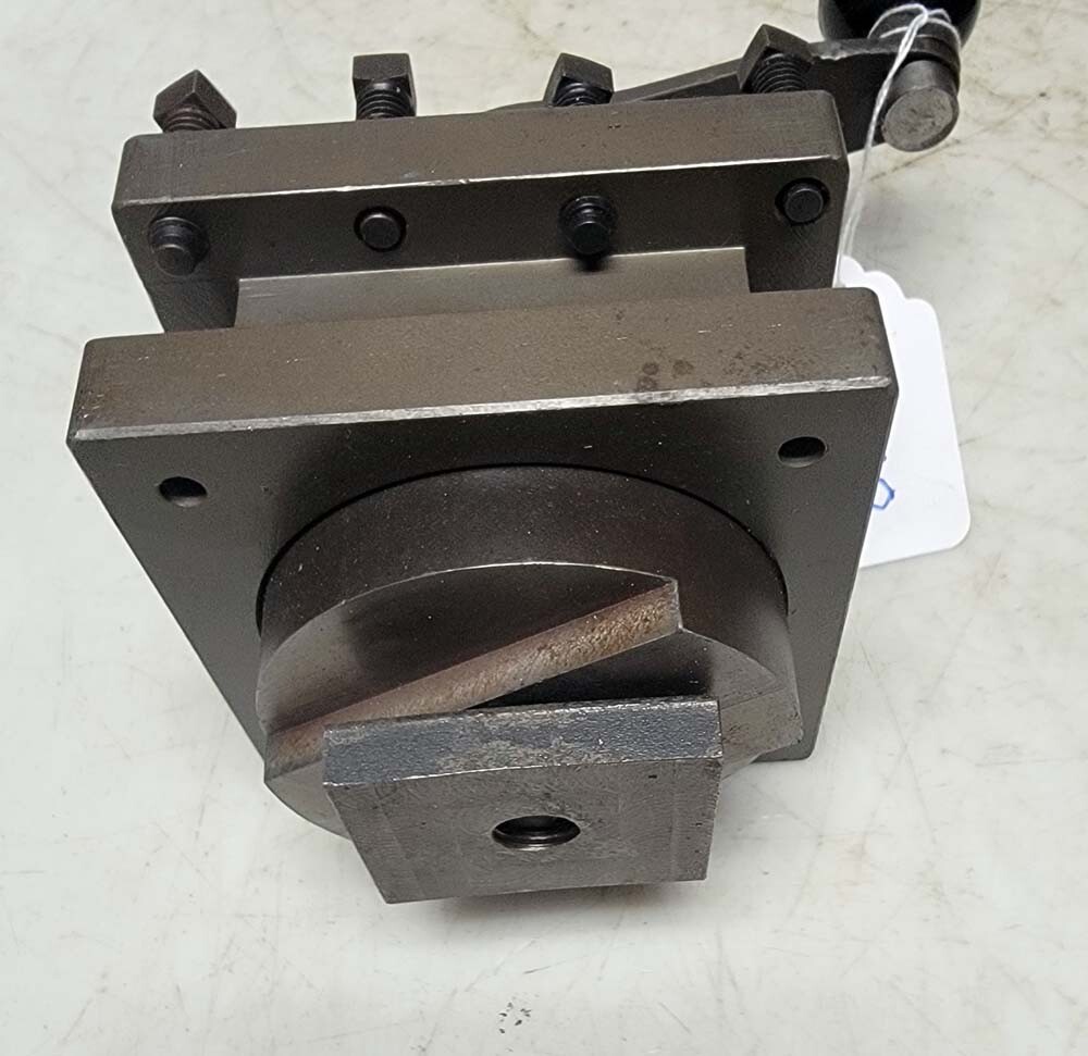 Fourway tool post 4;5 (Inv.48078)