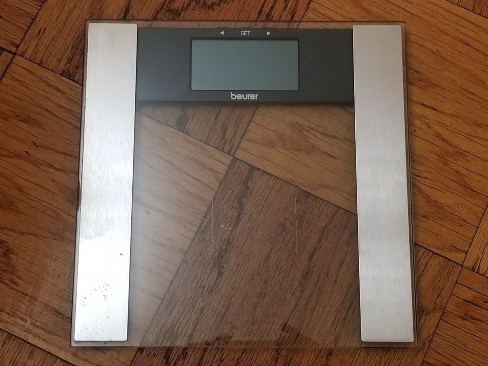 Beurer Scale. Needs a battery