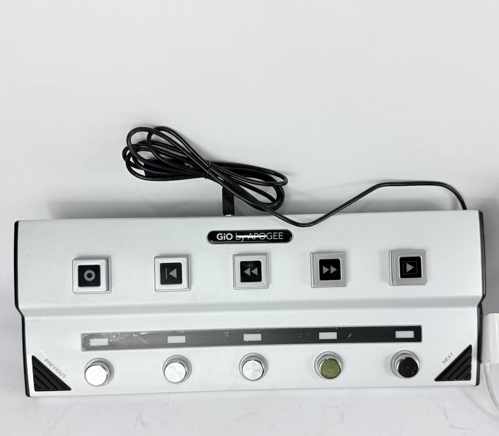 Apogee Silver Gio USB Stomp Interface Pedalboard Footcontroller Guitar FX