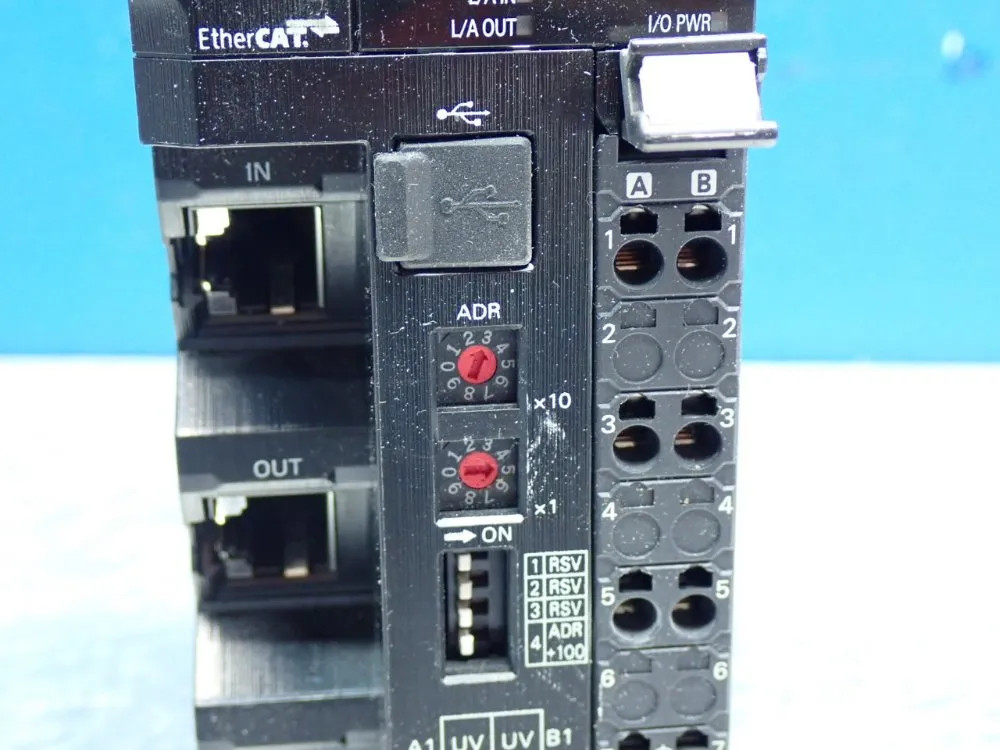 OMRON NX-SERIES ETERCAT COUPLER UNIT NX-ECC203
