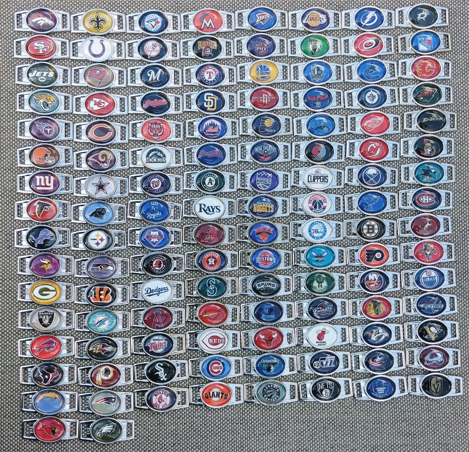 NFL, MLB, NHL, & NBA Oval/ Rounded Rectangular Charms For Shoelaces or Paracord