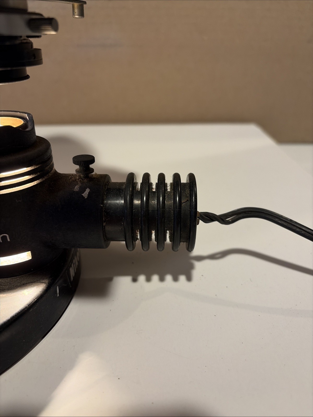 Vintage Nikon (Nippon Kogaku) 62437 Microscope Missing 3 Lens Light Works