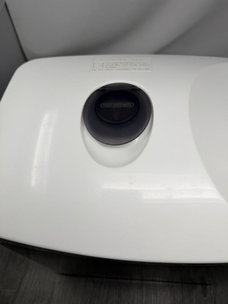 Panasonic SD-YD205 Automatic Bread Maker Machine TESTED / WORKS