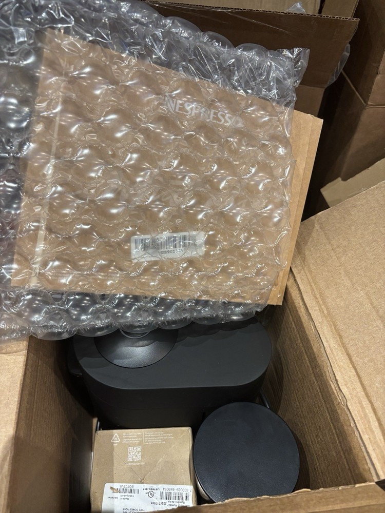 Nespresso Vertuo Plus & Aeroccino3Espresso Machine – Matte Black | Open Box
