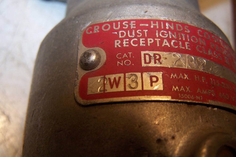 CROUSE HINDS RECEPTACLE DR232