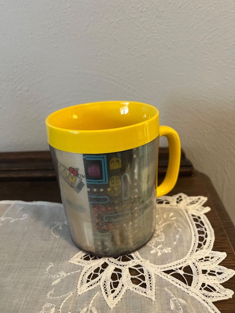 Thermo Serv PAC Man Mug, cracks inside