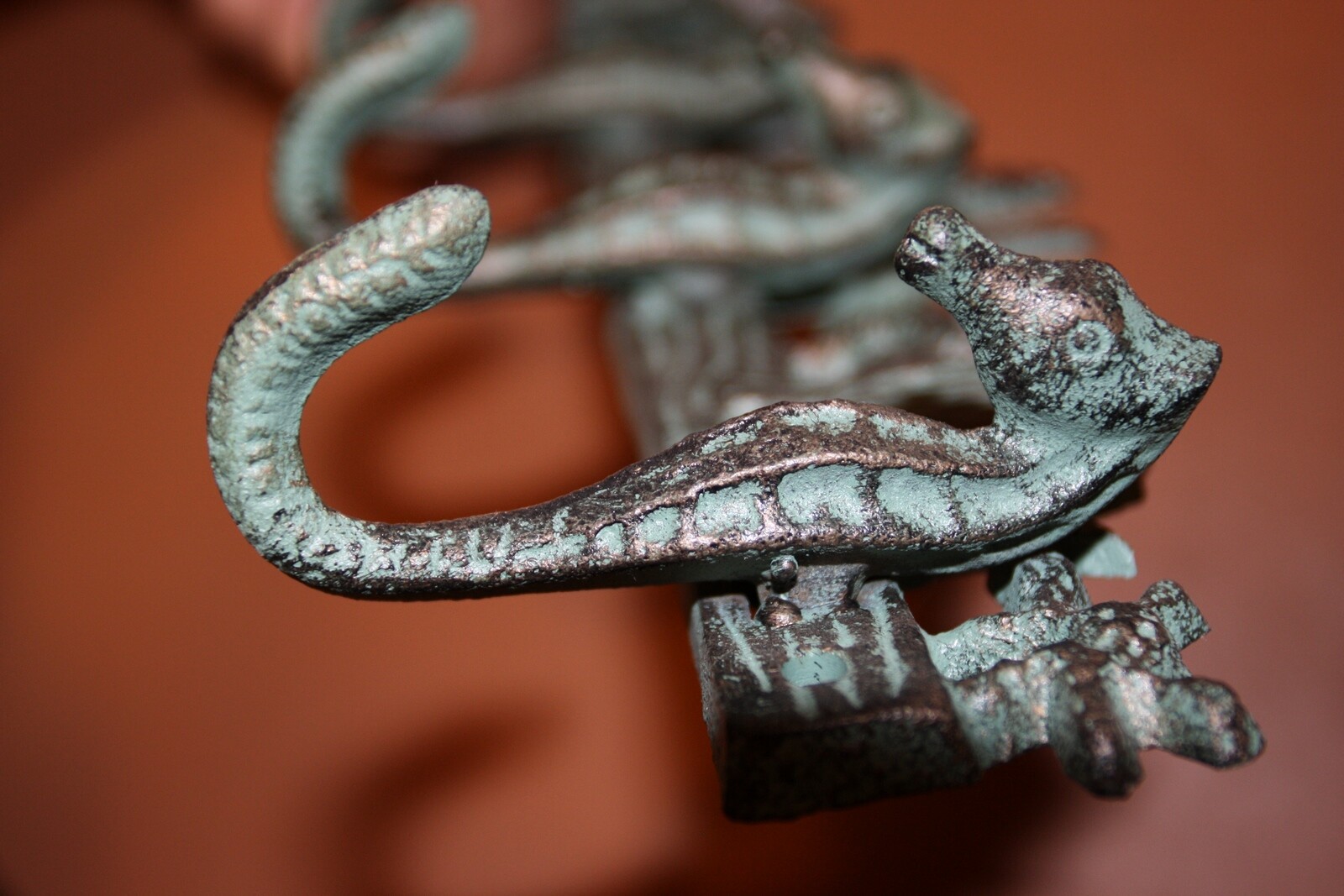 (6) Sealife Seahorse Starfish Bathroom Towel Wall Hooks Plaque, Blue Seas Set