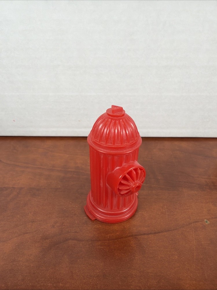 1980s FLEER Fire Hydrant CANDY CONTAINER Vintage With Candy Not For Consumption