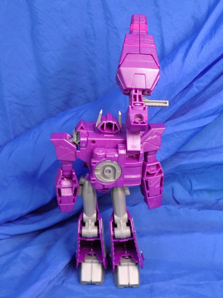 TRANSFORMERS CYBERVERSE Warrior Class WAVE CANNON SHOCKWAVE Complete Hasbro