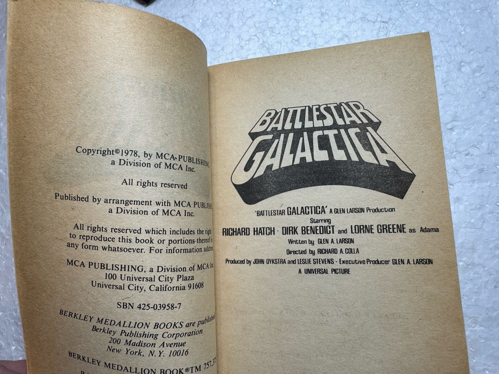 vintage battlestar galactica Paperback