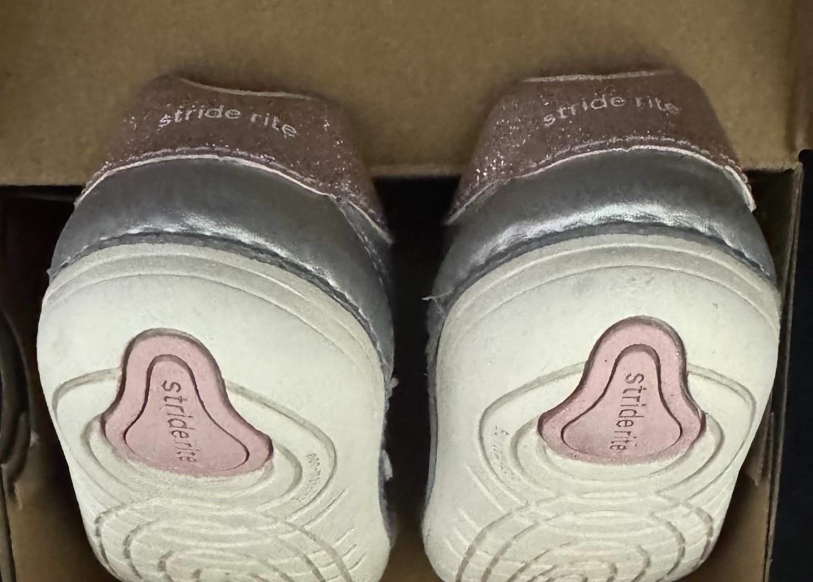 STRIDE RITE SM-Kennedy BG018003 Silver Pink Sparkle Sneakers Shoes Sz 6M Toddler