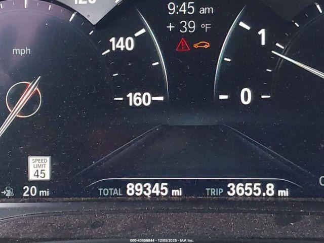 530I 2017 Glove Box 4947008