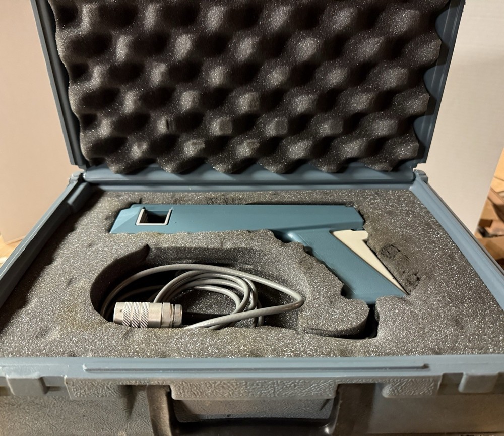 Tektronix A6303 100A Current Probe