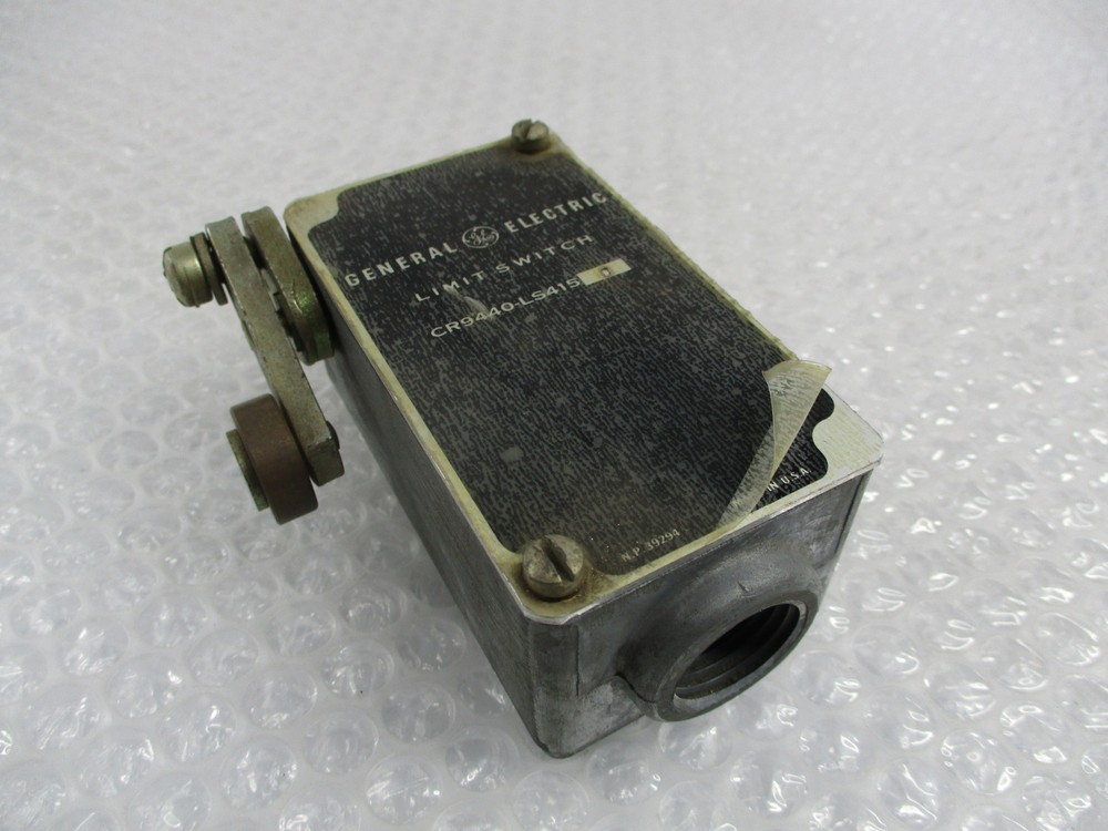 GENERAL ELECTRIC CR9440-LS415 LIMIT SWITCH NSNP
