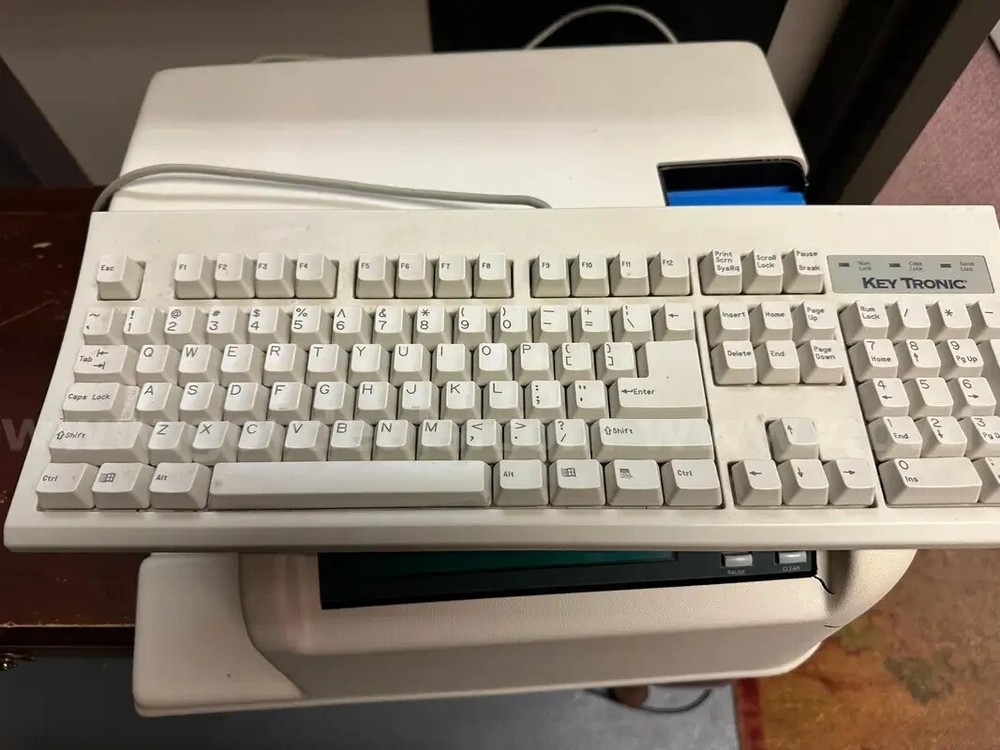 Addressograph Printing Machine W/Keyboard Matica System Model 610