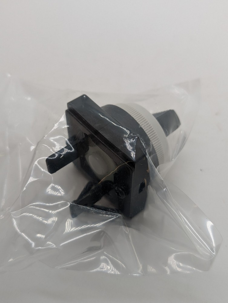 SMC VM-34CB/VM34CB NEW/ORIGINAL PACKAGING