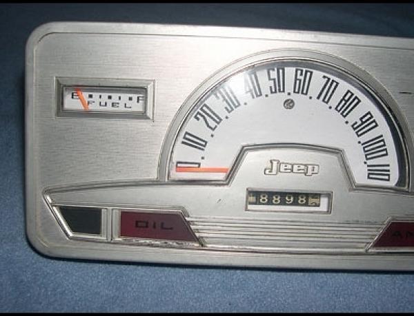 White Face Gauges for 1966-1973 Jeep Commando