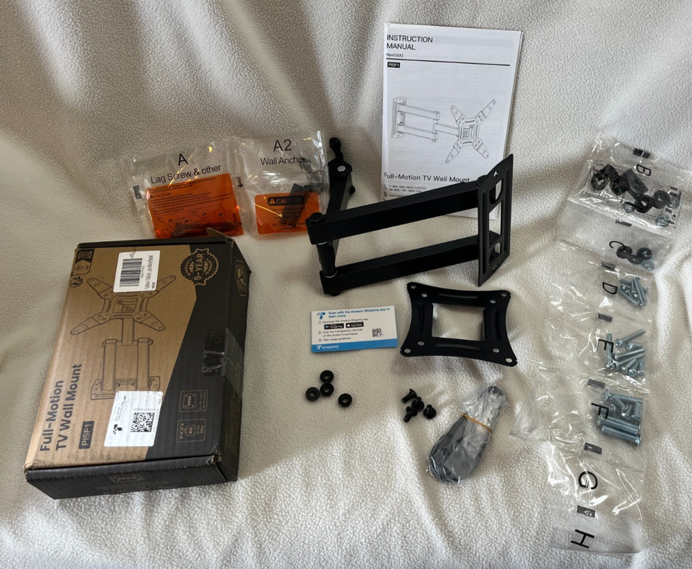 PISF1 Full Motion Wall Mount Bracket for Flat Screen TVs - Open Box NEW